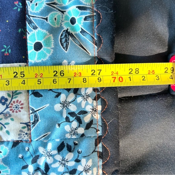 Handmade Baby Quilt with Original Hand-drawn Woodland/farm animals Art
#0911246 - Picture 12 of 13